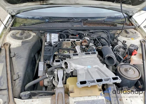 1988 Buick Regal Limited z USA, uszkodzony, nr VIN 2G4WD14W2J1517224